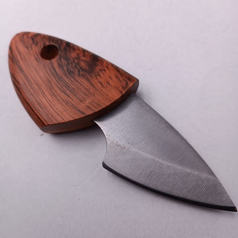 Sport si Outdoor - Camping - Cutite, bricege si accesorii - Cutite si bricege - Mini Cutit cu Teaca din Lemn, Agatatoare, Lama Otel Inoxidabil, 10 cm, Maro - Infinity.ro