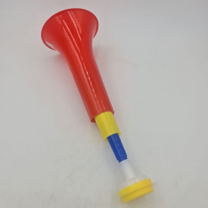 Casa si Gradina - Decoratiuni - Decoratiuni petrecere - Coifuri si suflatori - Vuvuzela goarna tricolor,pentu stadion, petreceri, 60 cm - Infinity.ro