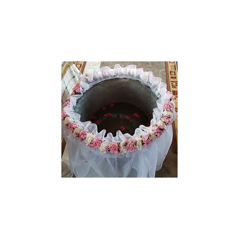 Fashion, accesorii si bijuterii - Copii - Articole botez - Trusouri si accesorii botez - Tul pentru decor cristelnita, trandafiri sapun roz si albi, 230 cm - Infinity.ro