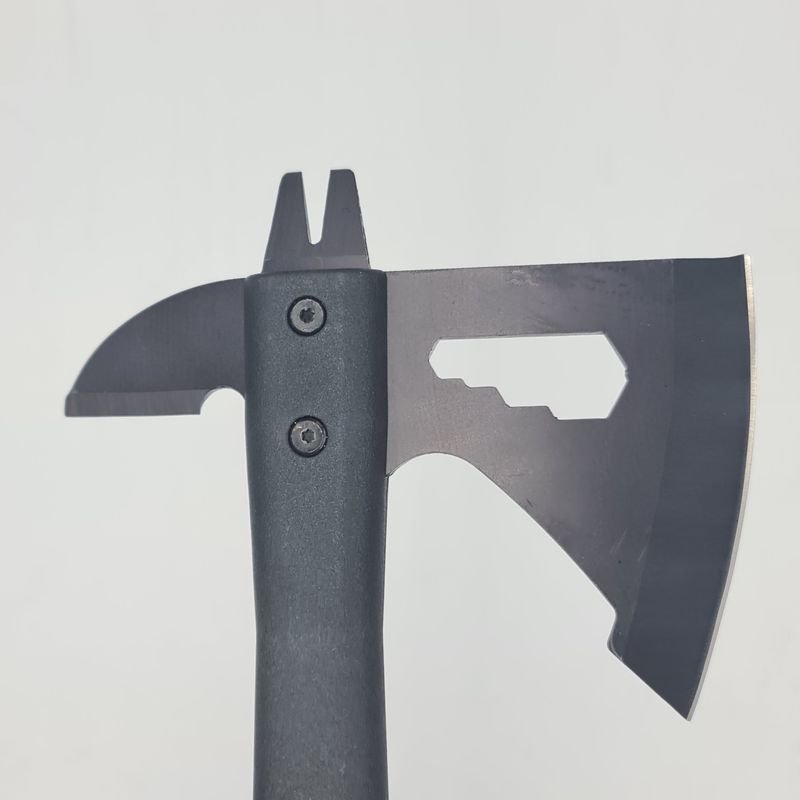 Casa si Gradina - Gradinarit si plante - Unelte gradinarit - Topoare - Topor autoaparare 33cm 2 taisuri maner cauciuc model cu lant negru - Infinity.ro