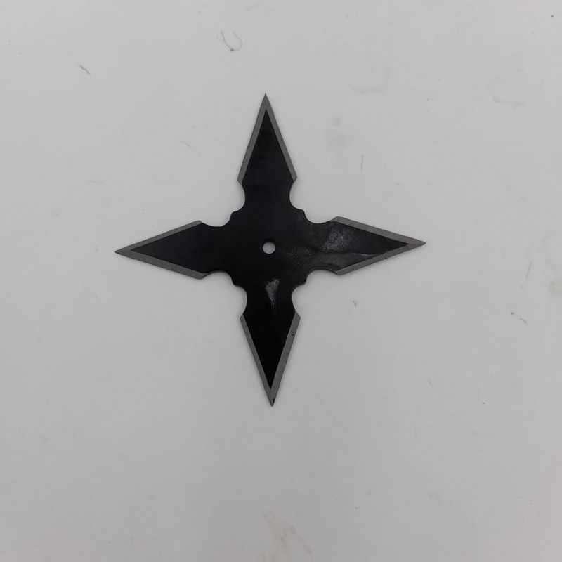 Sport si Outdoor - Camping - Cutite, bricege si accesorii - Cutite si bricege - Steluta ninja pentru aruncat la tinta 4 colturi, in husa, negru,4.5 cm, - Infinity.ro