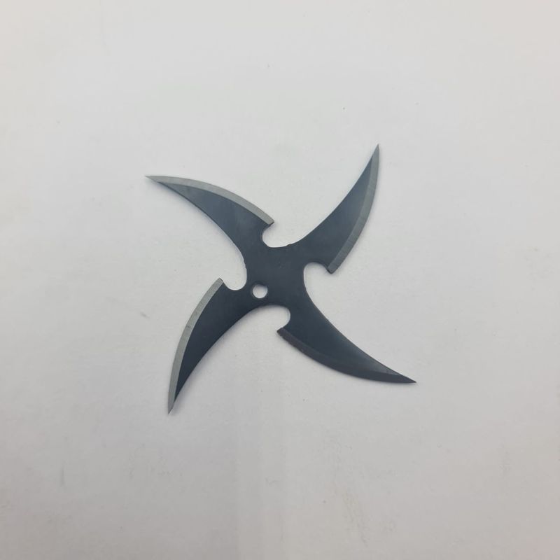 Sport si Outdoor - Camping - Cutite, bricege si accesorii - Cutite si bricege - Stea Ninja Pentru Aruncat la Tinta, 4 Colturi, Model Curbat, 6 cm, Negru, Husa - Infinity.ro
