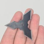 Sport si Outdoor - Camping - Cutite, bricege si accesorii - Cutite si bricege - Steluta ninja pentru aruncat la tinta, neagra, 3 colturi, 6 cm - Infinity.ro