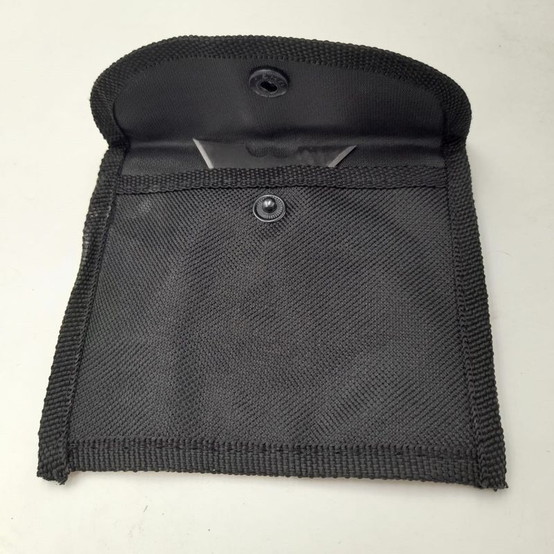 Sport si Outdoor - Camping - Cutite, bricege si accesorii - Cutite si bricege - Steluta ninja pentru aruncat la tinta 3 colturi,gri, triungi, gaura in mijloc, husa - Infinity.ro