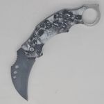 Sport si Outdoor - Camping - Cutite, bricege si accesorii - Cutite si bricege - Set 4 Cutite talon, model craniu, 13 cm - Infinity.ro