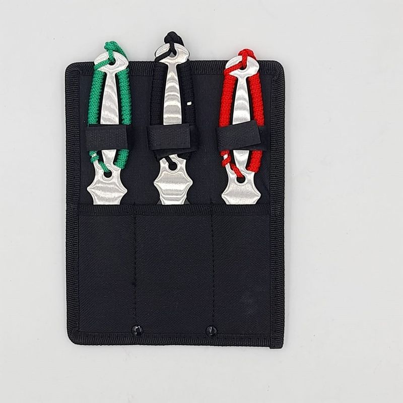 Sport si Outdoor - Camping - Cutite, bricege si accesorii - Cutite si bricege - Set 3 cutite ninja de aruncat in copaci, 18 cm negru, husa, - Infinity.ro