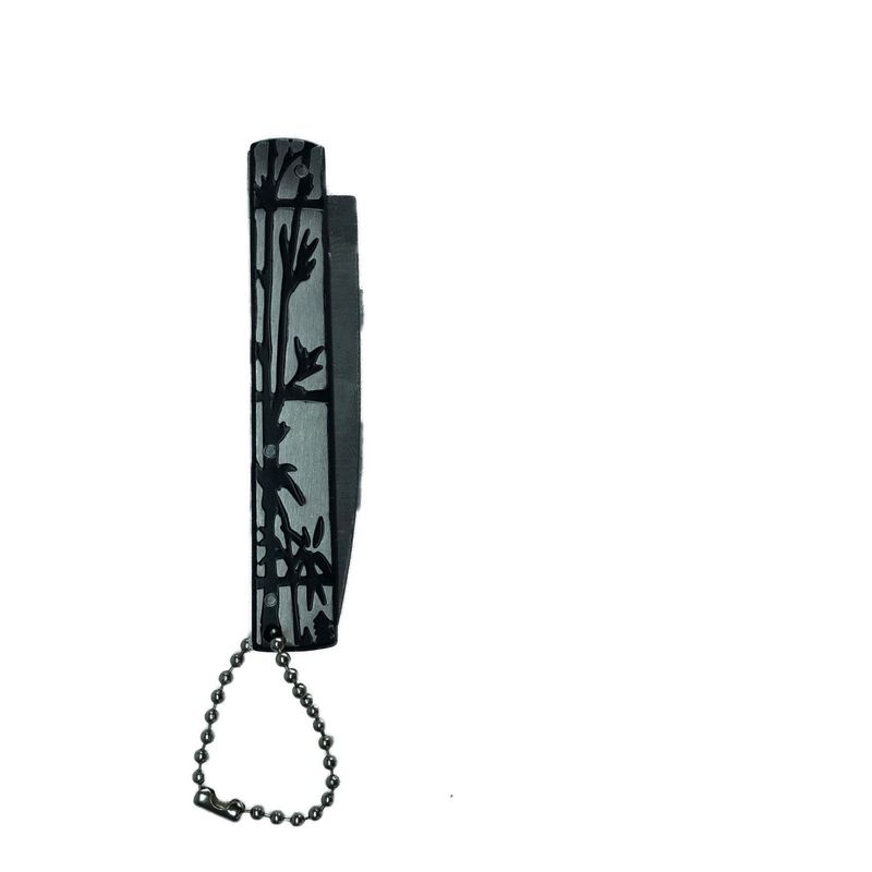 Sport si Outdoor - Camping - Cutite, bricege si accesorii - Cutite si bricege - Set 4 Bricege cu Breloc, 4 Modele, Phoenix, Dragon, Bambus, 3 Stele - Infinity.ro