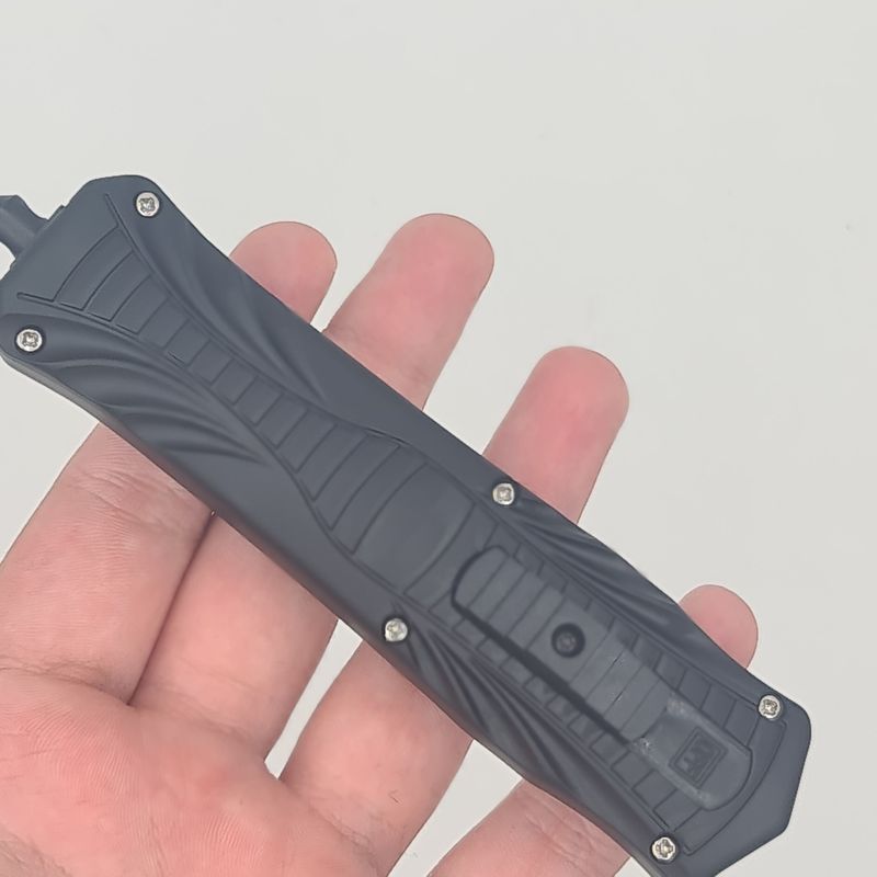 Sport si Outdoor - Camping - Cutite, bricege si accesorii - Cutite si bricege - Cutit, cu deschidere a lamei automata pe buton,23 cm, negru - Infinity.ro