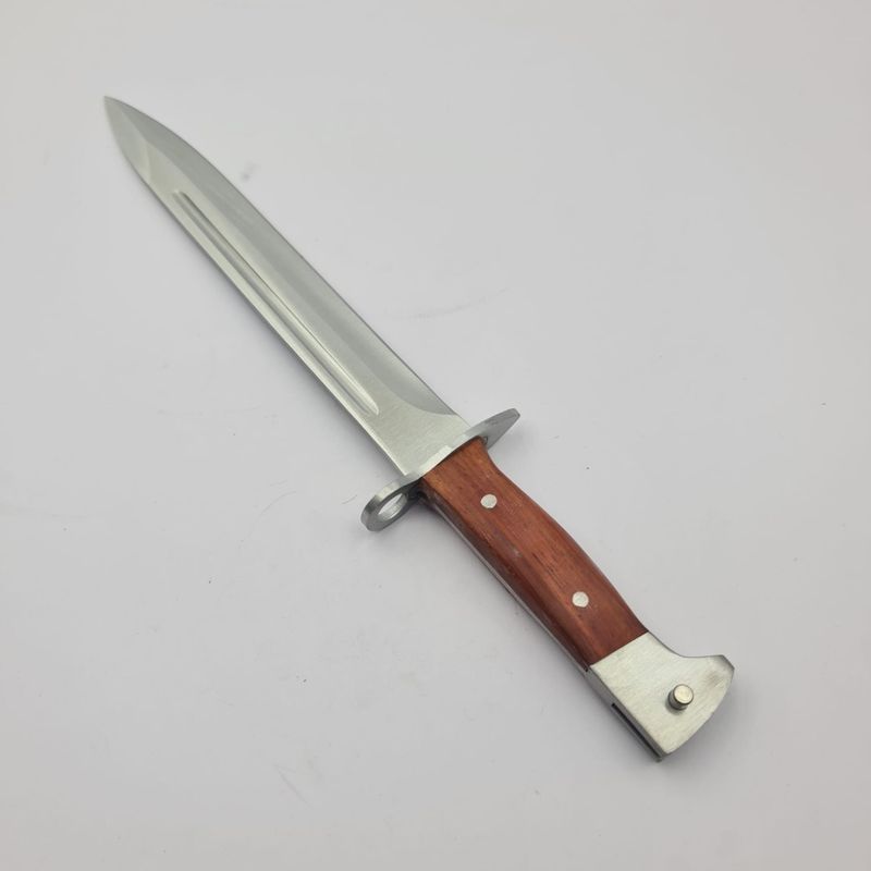 Sport si Outdoor - Camping - Cutite, bricege si accesorii - Cutite si bricege - Cutit Stil Baioneta, Sistem Prindere Pentru Pusca, Inox, Maner Lemn, Husa, 35 cm - Infinity.ro