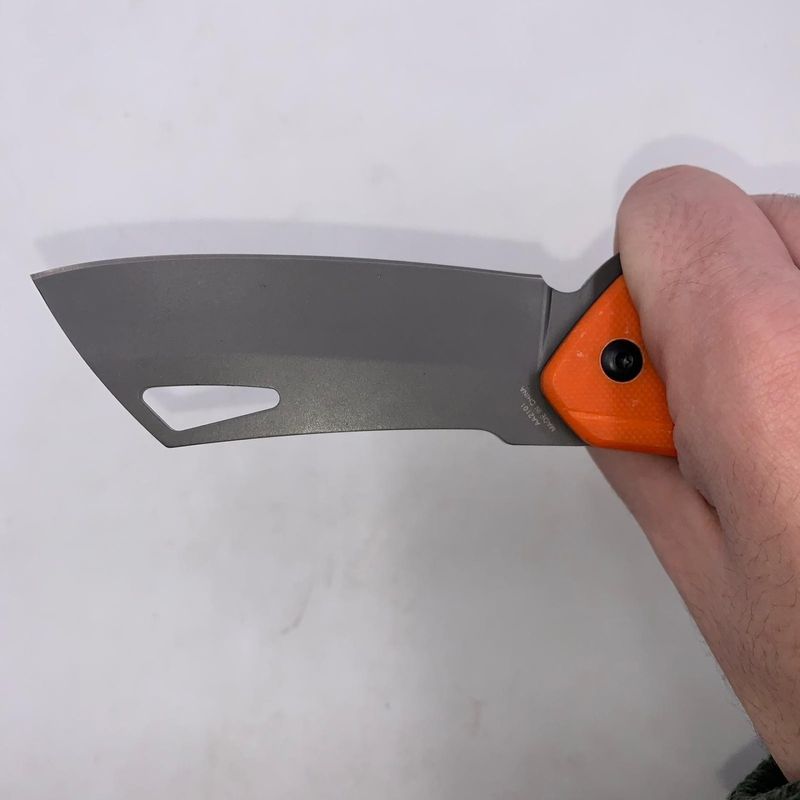 Sport si Outdoor - Camping - Cutite, bricege si accesorii - Cutite si bricege - Cutit Pliabil cu Lama Dreapta, Maner Aderent, Prindere Curea, 20 cm, Portocaliu - Infinity.ro