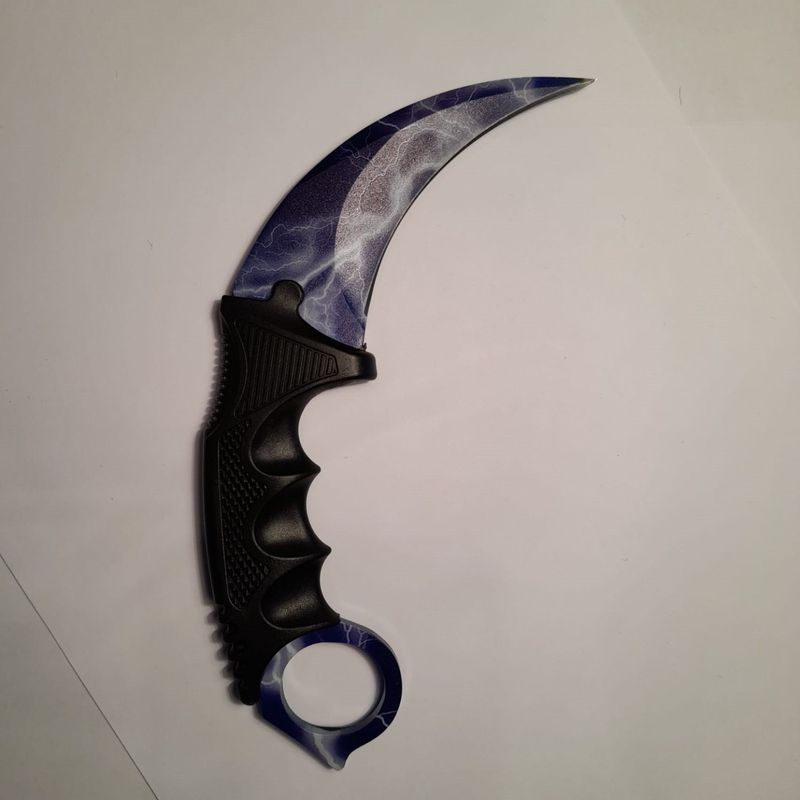 Sport si Outdoor - Camping - Cutite, bricege si accesorii - Cutite si bricege - Cutit Karambit albastru, fulger si tunet, teaca, snur de agatat, CS:GO - Infinity.ro