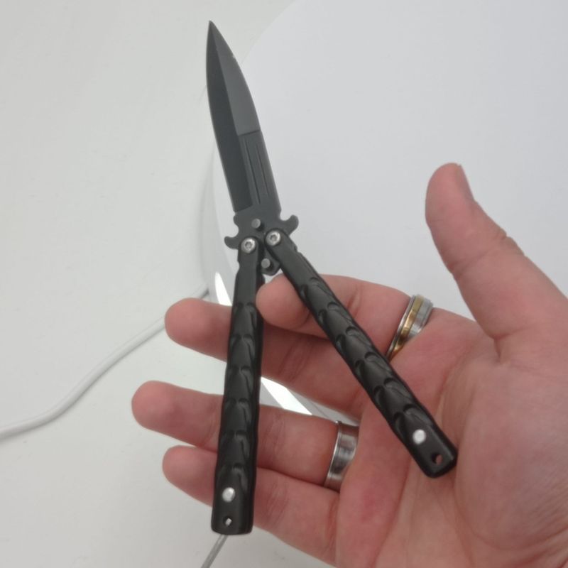 Sport si Outdoor - Camping - Cutite, bricege si accesorii - Cutite si bricege - Cutit fluture, Butterfly, model dinamic, negru, 16 cm - Infinity.ro