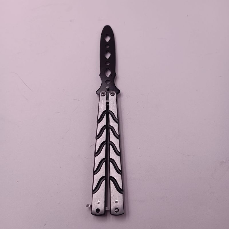 Sport si Outdoor - Camping - Cutite, bricege si accesorii - Cutite si bricege - Cutit Fluture Pentru Antrenament, Deschidere Manuala, Otel, 22 cm, Argintiu/Negru - Infinity.ro