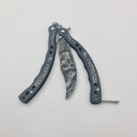 Sport si Outdoor - Camping - Cutite, bricege si accesorii - Cutite si bricege - Cutit Fluture cu Tais, Model Cap de Mort, Curbat, 10 cm, Negru - Infinity.ro