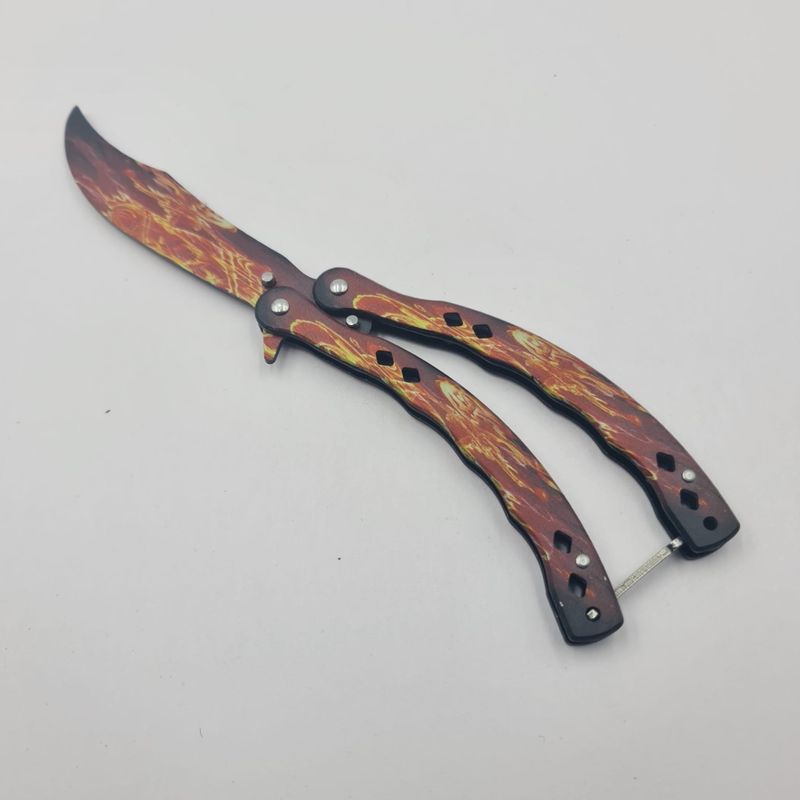Sport si Outdoor - Camping - Cutite, bricege si accesorii - Cutite si bricege - Cutit Fluture Fara Tais Pentru Antrenament, Model Flacara, Curbat, 24 cm - Infinity.ro