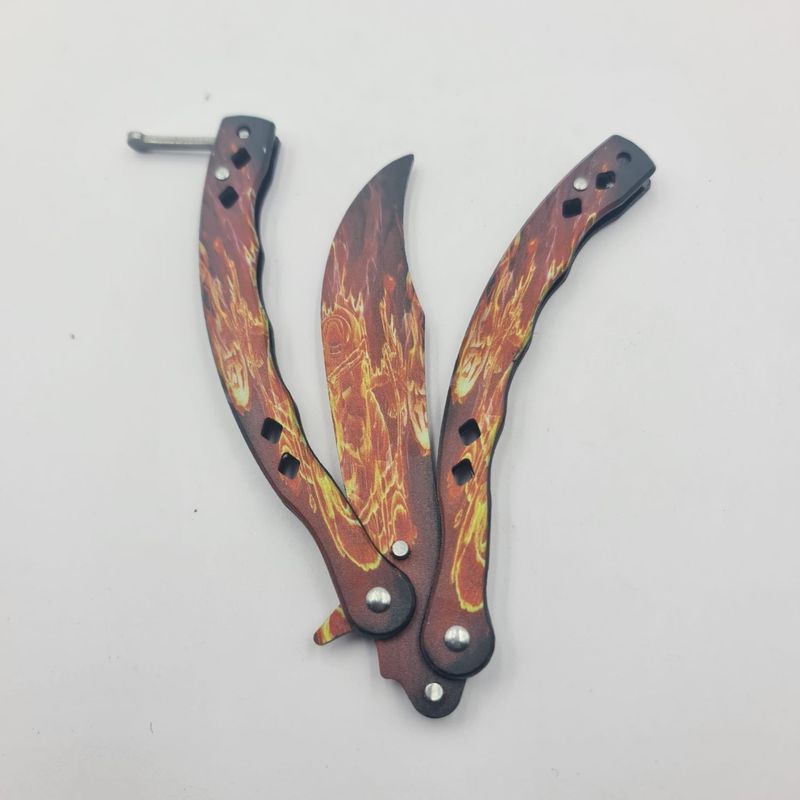 Sport si Outdoor - Camping - Cutite, bricege si accesorii - Cutite si bricege - Cutit Fluture Fara Tais Pentru Antrenament, Model Flacara, Curbat, 24 cm - Infinity.ro