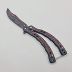 Sport si Outdoor - Camping - Cutite, bricege si accesorii - Cutite si bricege - Cutit Fluture Fara Tais Pentru Antrenament, Model Cap de Mort Rosu, Curbat, 24 cm - Infinity.ro