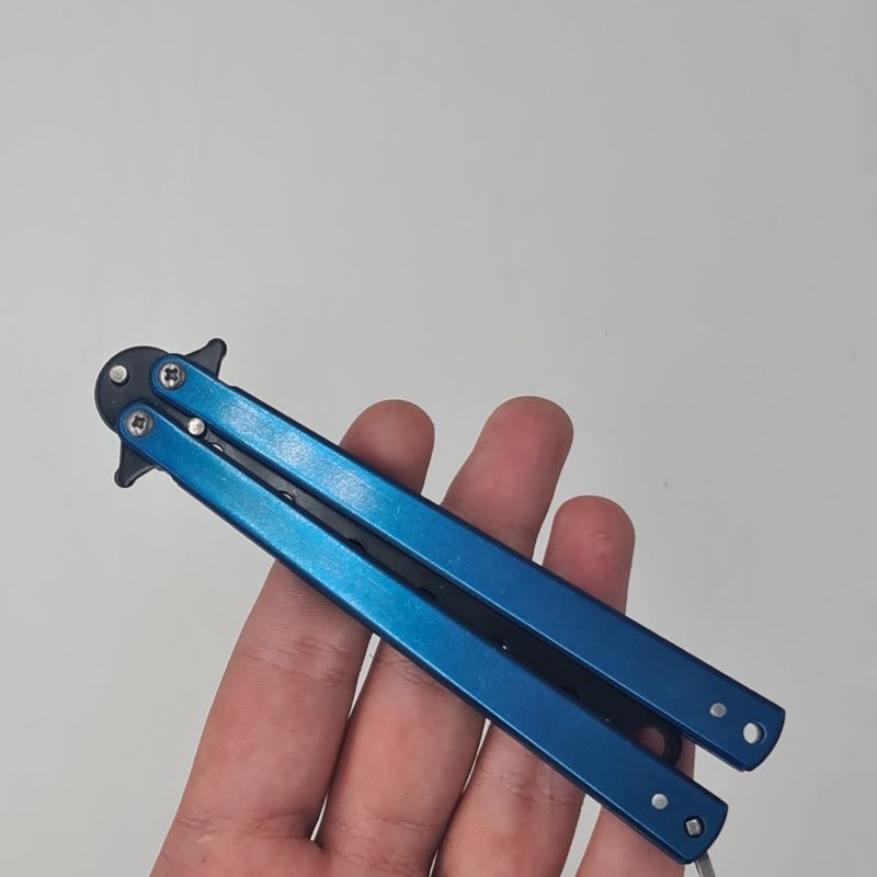 Sport si Outdoor - Camping - Cutite, bricege si accesorii - Cutite si bricege - Cutit fluture Butterfly, Balisong fara tais, 20 cm, navy, model simplu - Infinity.ro