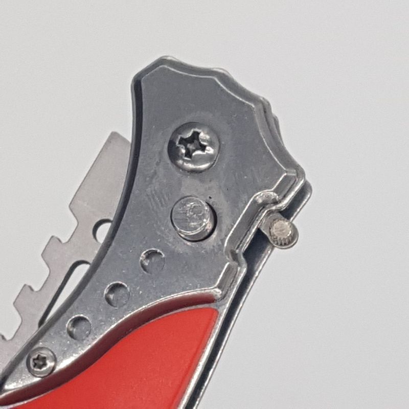 Sport si Outdoor - Camping - Cutite, bricege si accesorii - Cutite si bricege - Cutit deschidere a lamei pe buton, lama otel, rosu, 16 cm - Infinity.ro