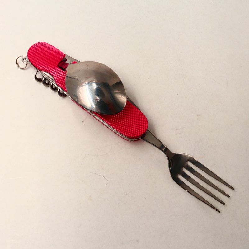 Sport si Outdoor - Camping - Cutite, bricege si accesorii - Cutite si bricege - Cutit briceag detasabil, cu 6 functii lingura furculita, rosu, 25 cm - Infinity.ro
