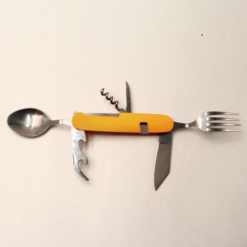 Sport si Outdoor - Camping - Cutite, bricege si accesorii - Cutite si bricege - Cutit briceag detasabil, cu 6 functii lingura furculita, auriu, 25 cm - Infinity.ro