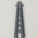Sport si Outdoor - Camping - Cutite, bricege si accesorii - Cutite si bricege - Cutit Butterfly, Balisong fara tais, 22 cm, negru, model adancituri zigzag - Infinity.ro