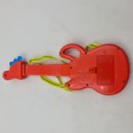 Jucarii, Copii si Bebe - Jucarii si jocuri - Jucarii de rol - Instrumente muzicale de jucarie - Chitara de Jucarie Pentru Copii cu Agatatoare de Gat, Sunete, 30 cm, Rosu - Infinity.ro