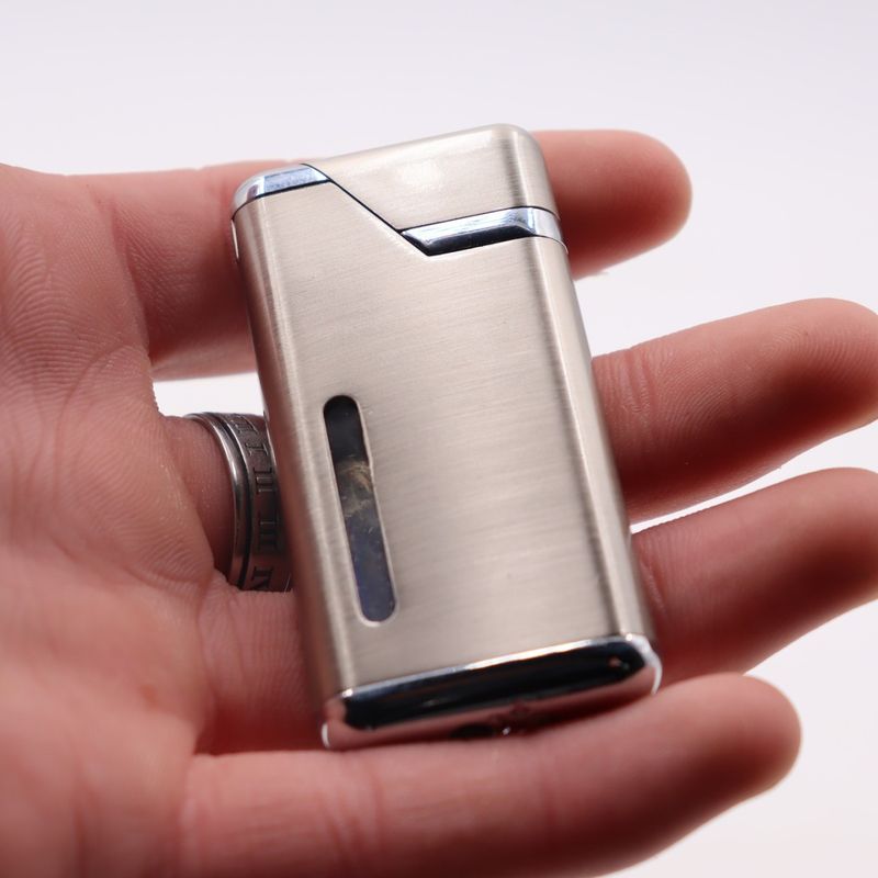 Market - Tutun si tigari - Articole si accesorii tutun - Bricheta Gri, Model Zigzag, Antivant, Reincarcabila - Infinity.ro