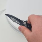 Sport si Outdoor - Camping - Cutite, bricege si accesorii - Cutite si bricege - Briceag model solzi de dragon, deschidere automata pe buton, negru, 15 x 2 cm - Infinity.ro