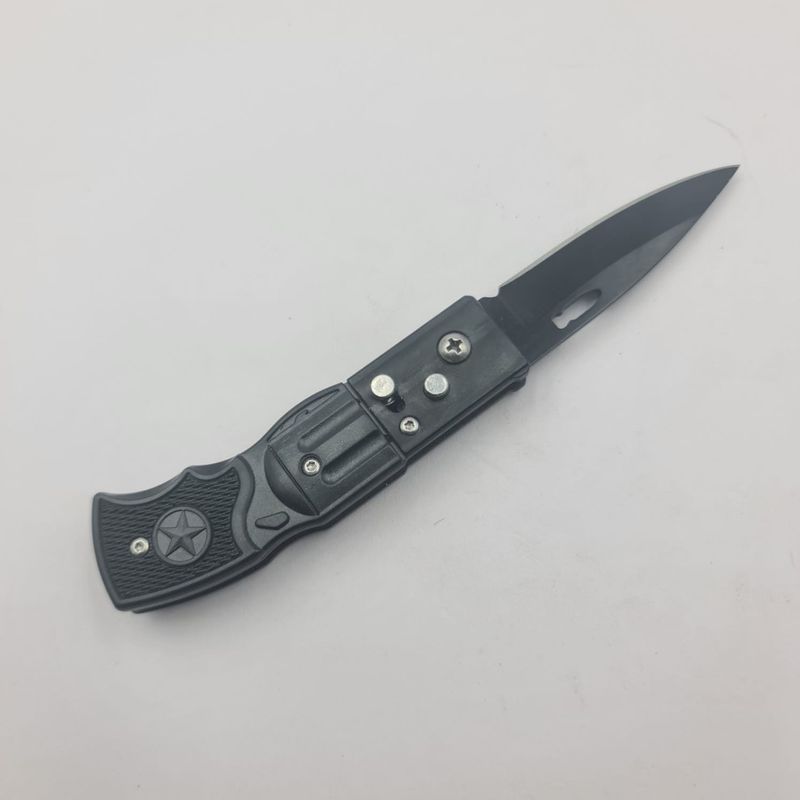 Sport si Outdoor - Camping - Cutite, bricege si accesorii - Cutite si bricege - Briceag cu Deschidere Automata, Model Pusca, Sistem Prindere Curea, 16 cm, Negru - Infinity.ro