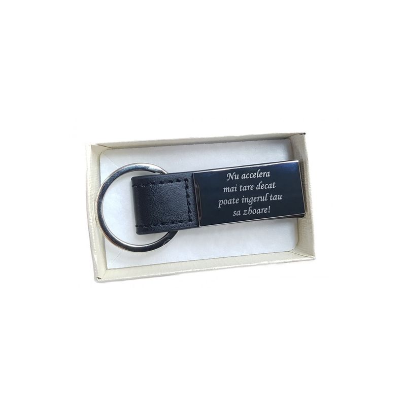 Fashion, accesorii si bijuterii - Barbati - Accesorii barbati - Alte accesorii barbati - Breloc personalizat metalic in forma de dreptunghi cu piele gravat cu textul tau - Infinity.ro