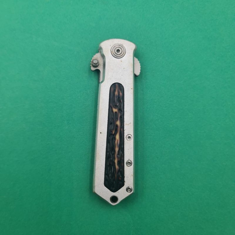 Sport si Outdoor - Camping - Cutite, bricege si accesorii - Cutite si bricege - Briceag cu Agatatoare, Deschidere Manuala, Model Scoarta de Copac, Argintiu, 20 cm - Infinity.ro