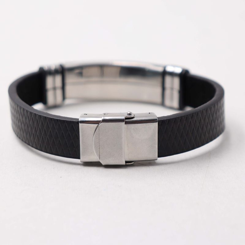 Fashion, accesorii si bijuterii - Femei - Bijuterii femei - Bratari femei - Bratara Model Piele Negru, M4, Personalizata cu Poza ta - Infinity.ro