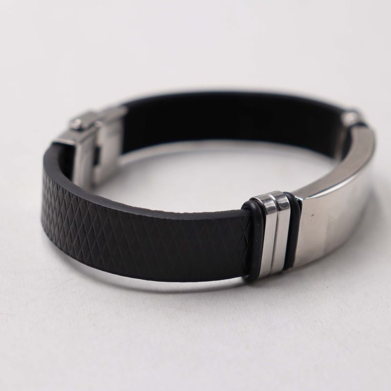 Fashion, accesorii si bijuterii - Femei - Bijuterii femei - Bratari femei - Bratara Model Piele Negru, M4, Personalizata cu Poza ta - Infinity.ro