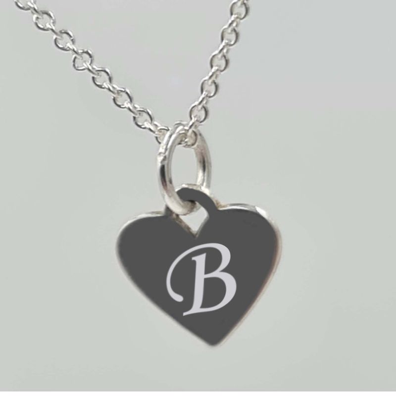 Fashion, accesorii si bijuterii - Femei - Bijuterii femei - Bratari femei - Bratara argint 925, 25 cm,  si charm argint inima, gravat peronalizat cu litera ta - Infinity.ro