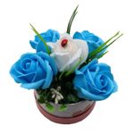 Market - Cadouri - Flori si aranjamente - Aranjament Floral, Cutie Trandafiri,  4 Trandafiri Albastri din Sapun si unul Alb - Infinity.ro
