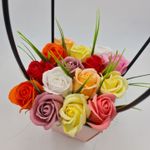 Market - Cadouri - Flori si aranjamente - Aranjament floral deosebit 15 trandafiri cutie roz, flori de sapun - Infinity.ro