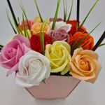 Market - Cadouri - Flori si aranjamente - Aranjament floral deosebit 15 trandafiri cutie roz, flori de sapun - Infinity.ro