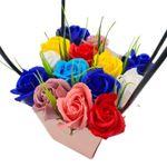 Market - Cadouri - Flori si aranjamente - Aranjament floral deosebit 15 trandafiri cutie crem, tip cosulet flori de sapun, - Infinity.ro