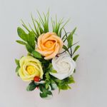 Market - Cadouri - Flori si aranjamente - Aranjament floral deosebit 3 trandafiri cutie , flori de sapun,buburuza, 10x10 cm - Infinity.ro