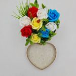 Market - Cadouri - Flori si aranjamente - Aranjament floral deosebit 9 trandafiri cutie , flori de sapun,buburuza, 15x15x15 cm - Infinity.ro