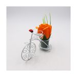 Market - Cadouri - Flori si aranjamente - Aranjament Floral, Bicicleta Metal, Trandafir Portocaliu din Sapun in Cosulet - Infinity.ro