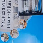 Casa si Gradina - Gradinarit si plante - Intretinere gradina - Articole daunatori gradina - Aparat antiinsecte profesional UV, 2x20W, raza 200 mp, muste, tantari, 65 cm - Infinity.ro