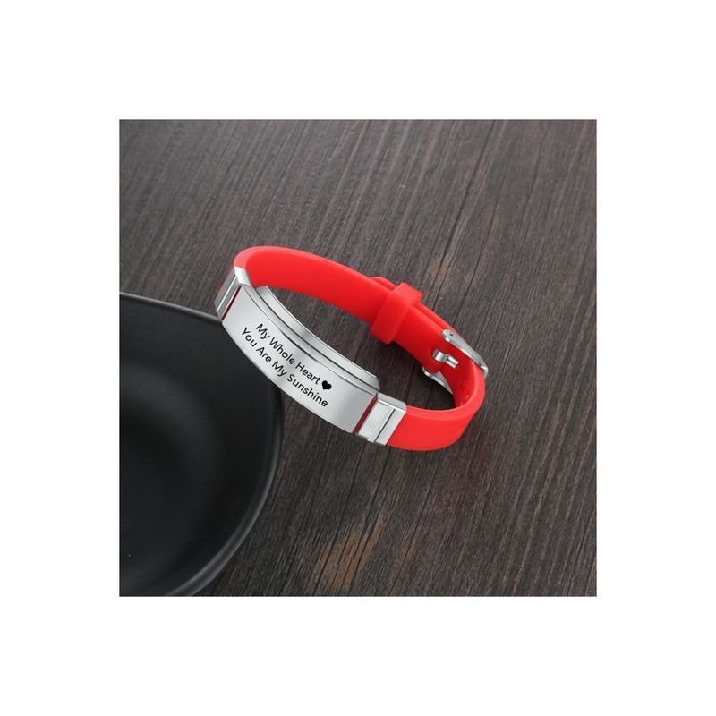 Fashion, accesorii si bijuterii - Femei - Bijuterii femei - Bratari femei - Bratara rosie silicon ajustabila gravata personalizata cu textul tau - Infinity.ro