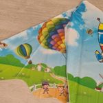 Jucarii, Copii si Bebe - Jucarii si jocuri - Jucarii de exterior - Zmeie si jucarii zburatoare - Zmeu multicolor, model balon cu aer cald, tip deltaplan, 100 x 120cm - Infinity.ro