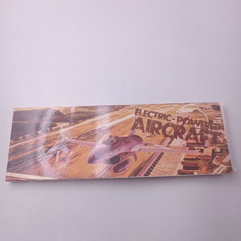 Jucarii, Copii si Bebe - Jucarii si jocuri - Vehicule si jucarii cu telecomanda - Elicoptere, avioane si nave de jucarie - Jucarie Avion de Lupta, Pornire pe Buton, Lumini, Rezistent la Impact, Incarcare USB, 30 cm - Infinity.ro