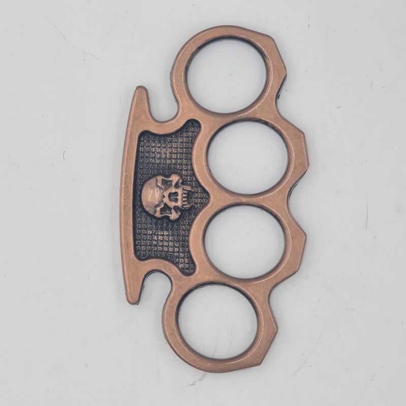 Sport si Outdoor - Sporturi de contact - Produse autoaparare - Pumnal Tip Box, Autoaparare, Maner Cap de Mort, Bronz - Infinity.ro