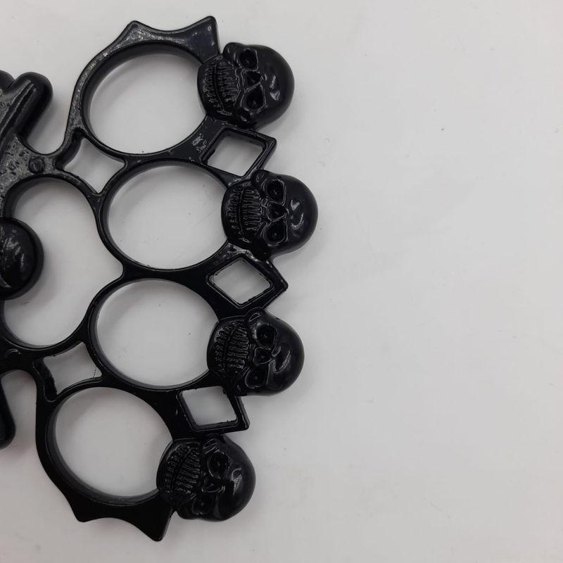 Sport si Outdoor - Sporturi de contact - Produse autoaparare - Pumnal tip box, rozeta autoaparare cu 4 cranii, 1 cm grosime, neagra, - Infinity.ro