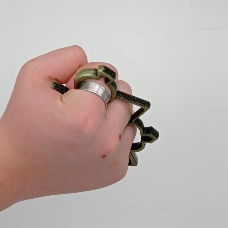 Sport si Outdoor - Sporturi de contact - Produse autoaparare - Pumnal tip box, inger al mortii, verde, 1 cm, poker - Infinity.ro