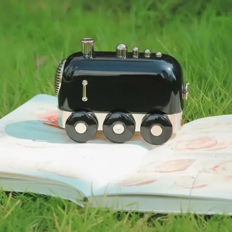 TV, Audio-Video si Foto - Portabile audio - Boxe portabile - Boxa Bluetooth HL-555 tren, sunet stereo 10W, design retro, portabila, negru ABYZ - Infinity.ro